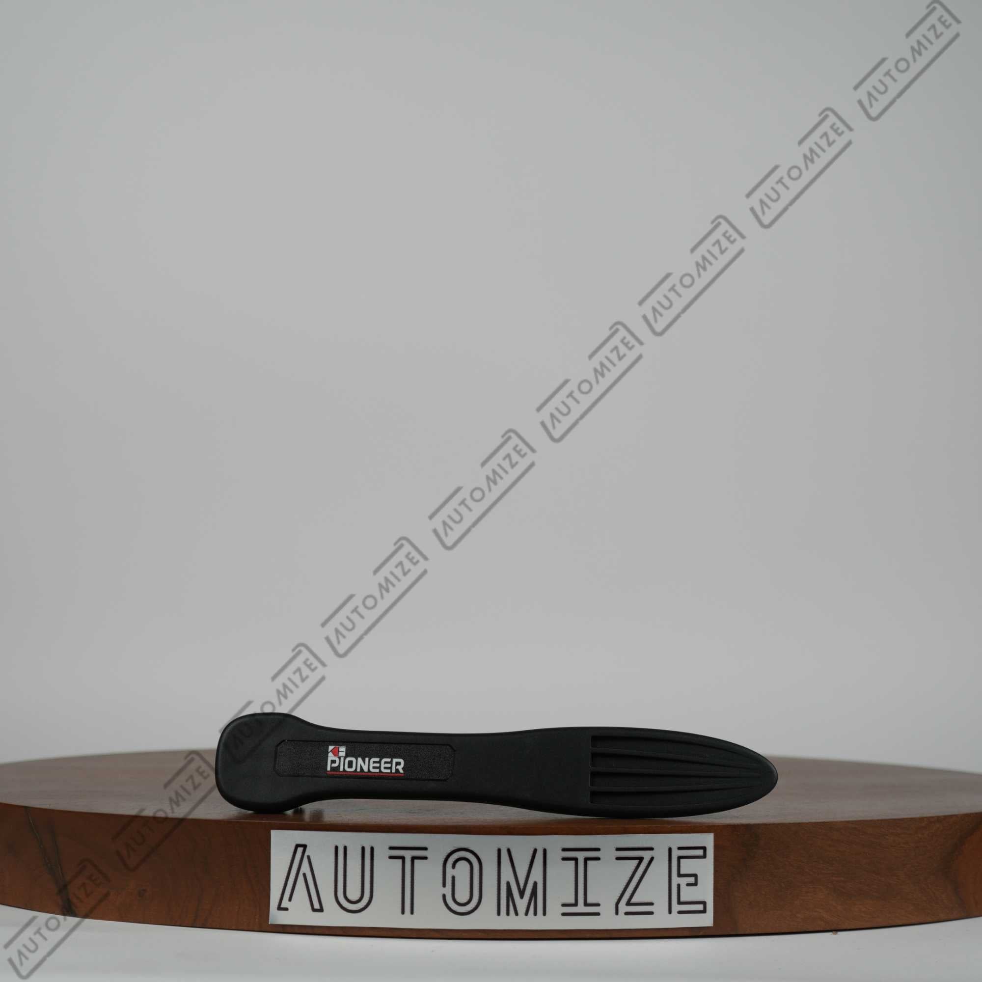 Pioneer Pad Puller and Cleaning Brush