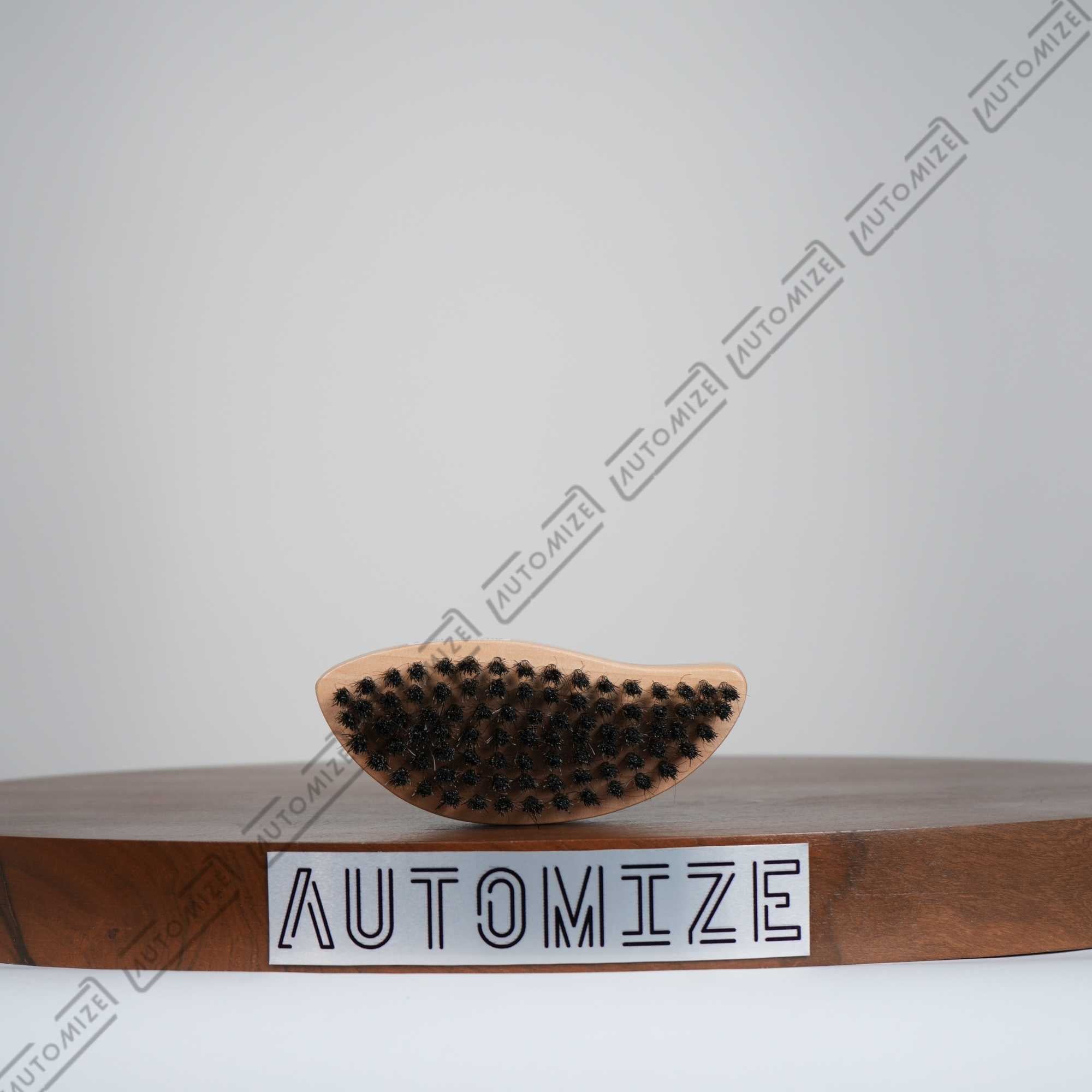 Gyeon Q²M Leather Brush