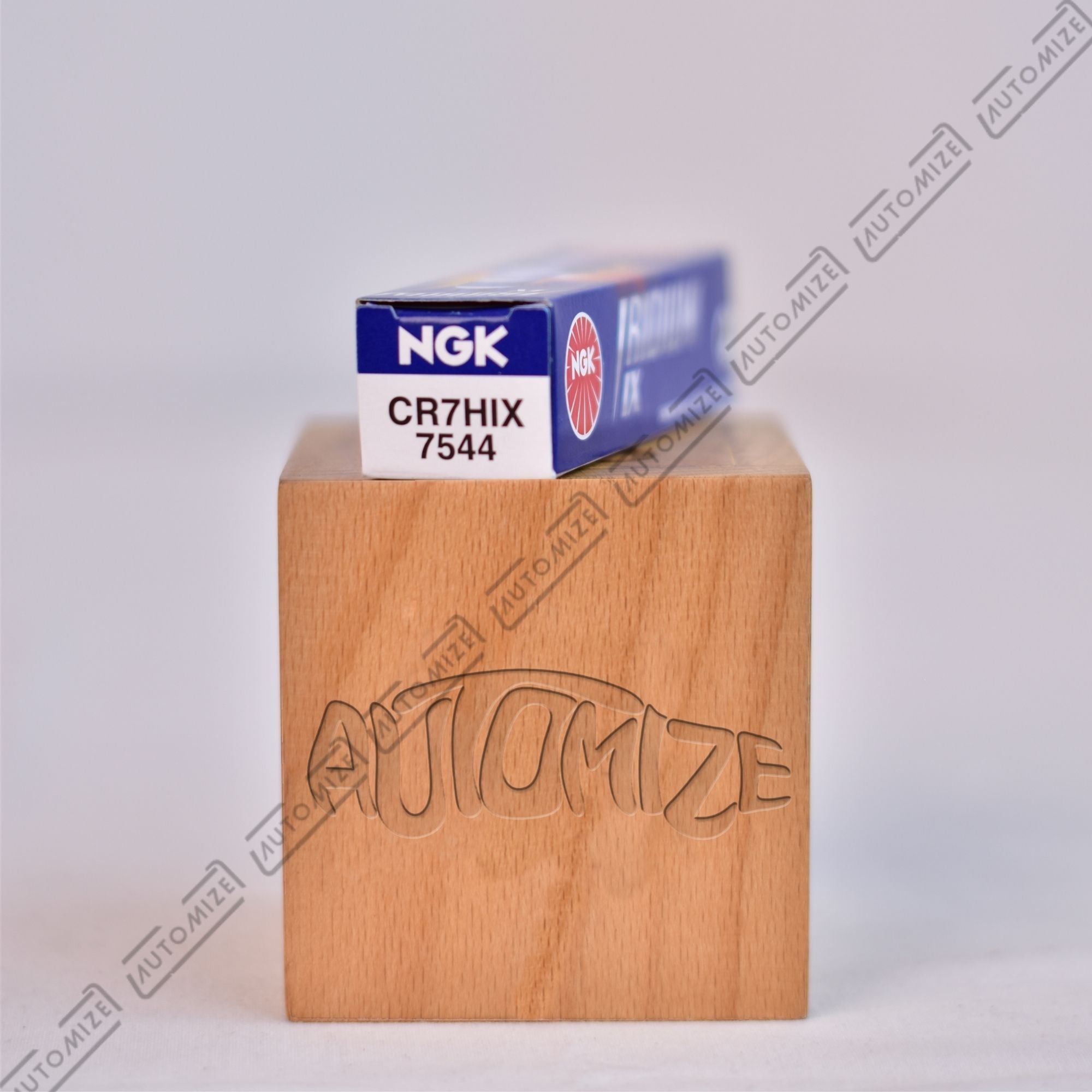 thumbnail image 2 of 2 X NGK CR7HIX 7544 Iridium IX Spark Plugs – Upgrade For U22FSR-U, S102F, UR3AS, C7HSA, CR7HS 2 of 5