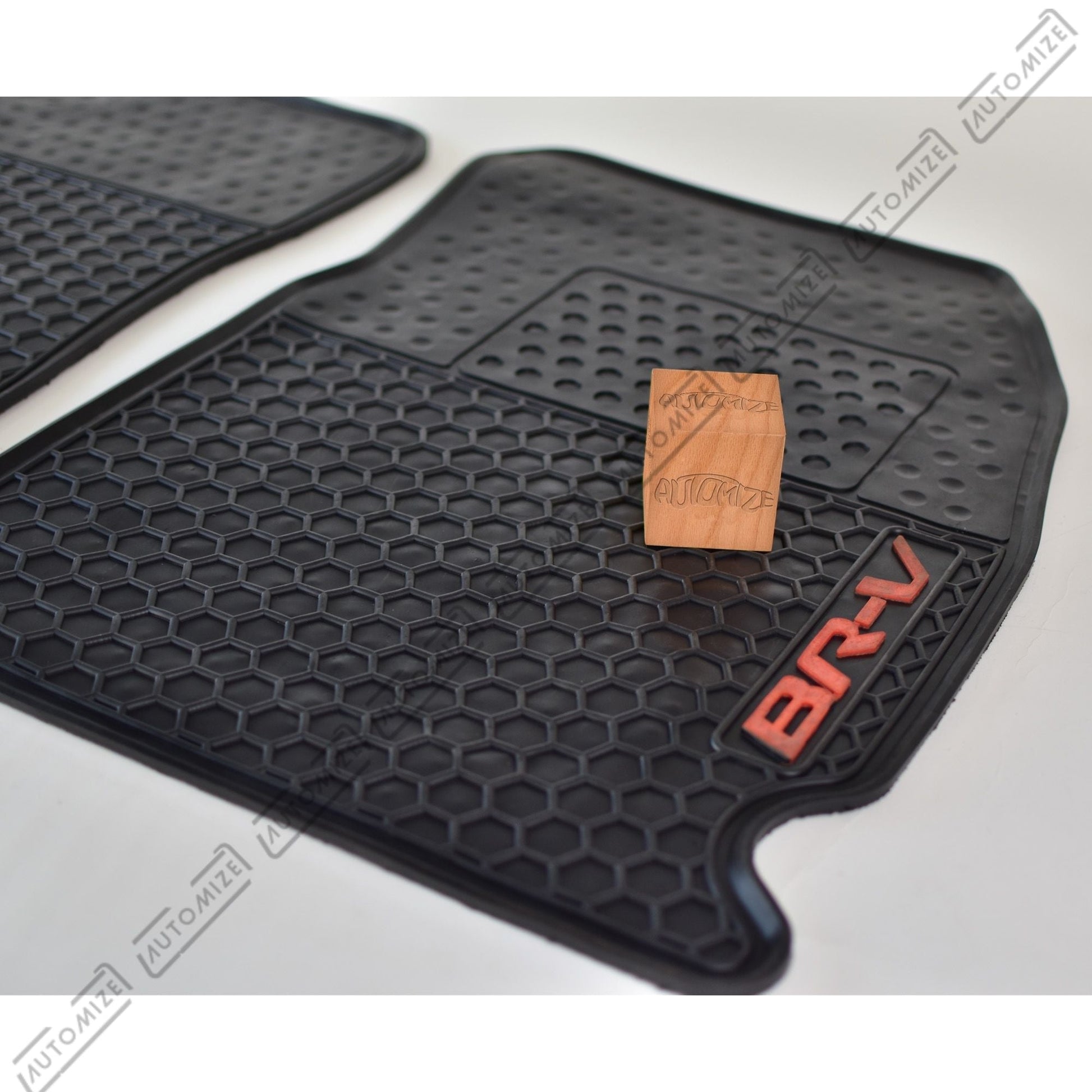 Haseen Diamond Rubber Mats - Black (Honda BR - V) - Automize