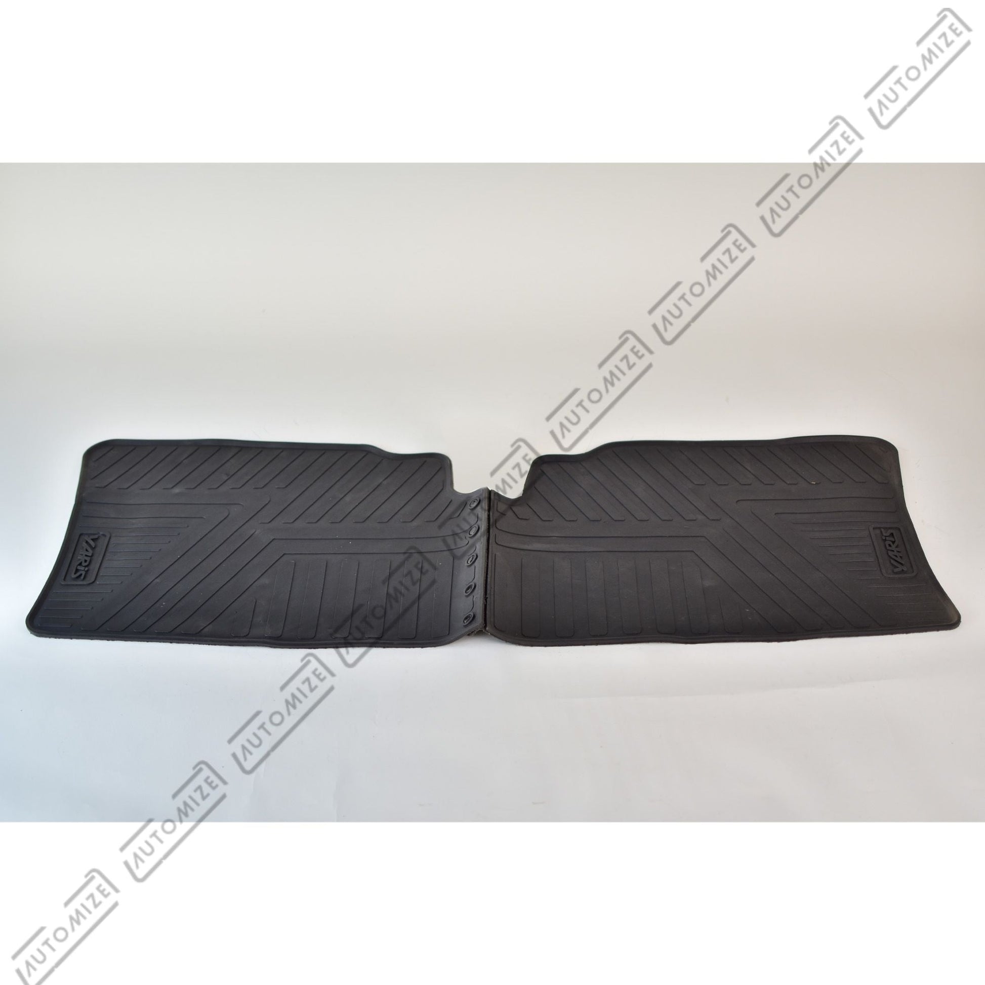 Haseen Diamond Rubber Mats - Black (Toyota Yaris) - Automize