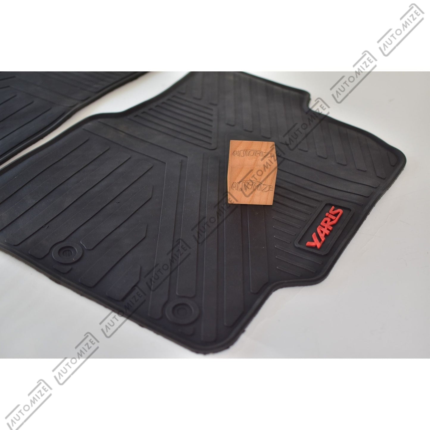 Haseen Diamond Rubber Mats - Black (Toyota Yaris) - Automize