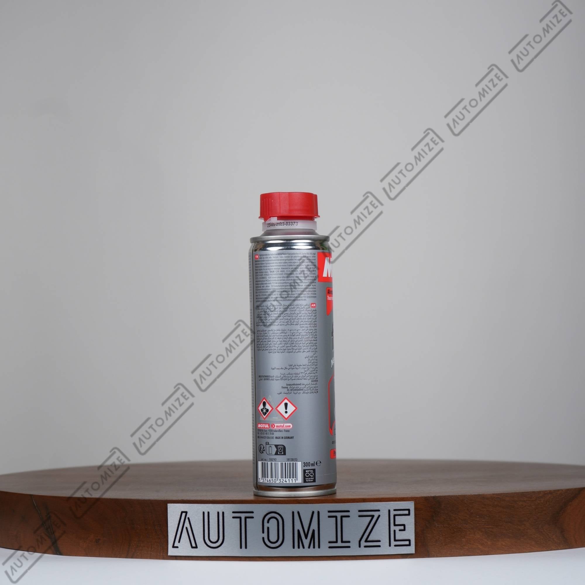 Motul Engine Flush for All Oil Types (300ml) - Automize